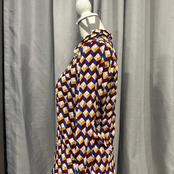 Forever 21 button down‎ - Picture 3 of 6